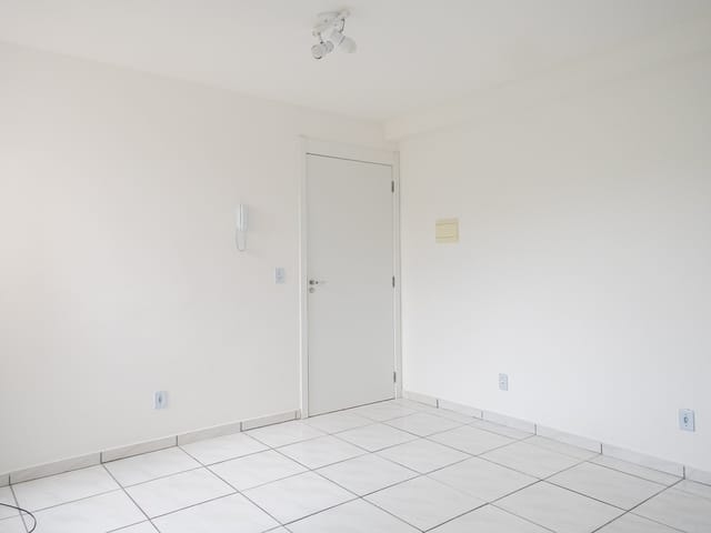 Apartamento 2 quartos e 1 banheiro, para alugar, no bairro Fragata em Pelotas