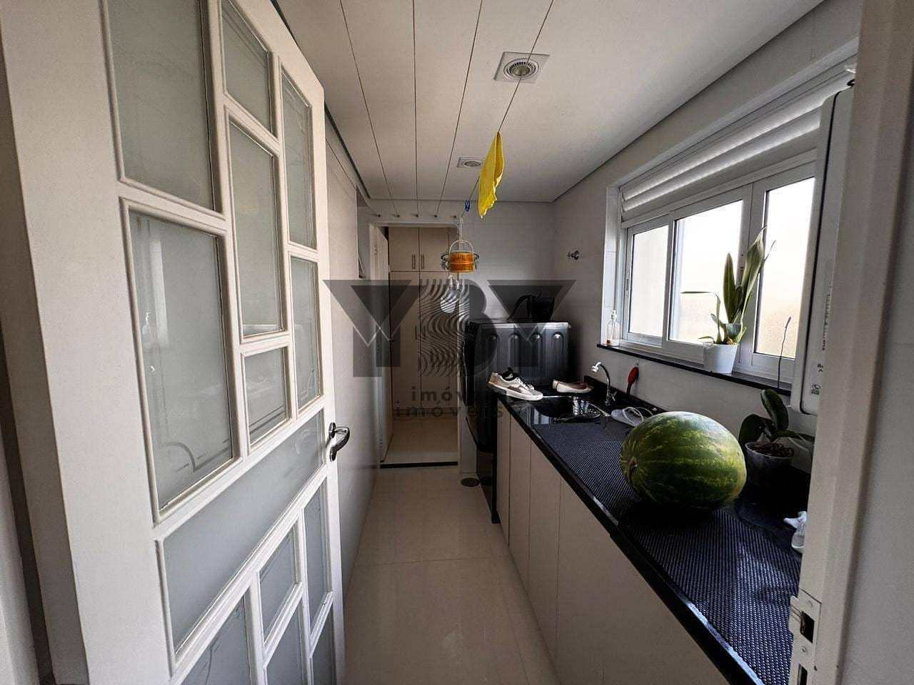 Apartamento à venda com 3 quartos, 110m² - Foto 12