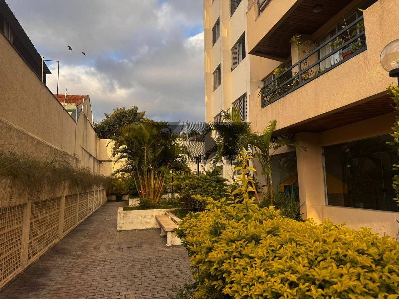 Apartamento à venda com 3 quartos, 110m² - Foto 24