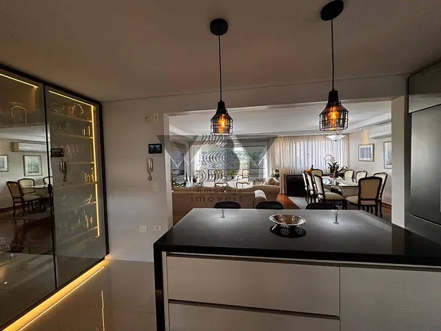 Apartamento 3 quartos e 2 banheiros, à venda, no bairro Caxingui em São Paulo