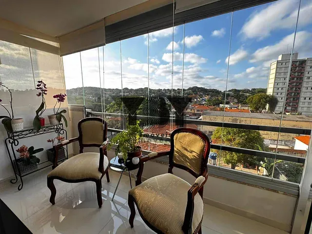 Apartamento 3 quartos e 2 banheiros, à venda, no bairro Caxingui em São Paulo