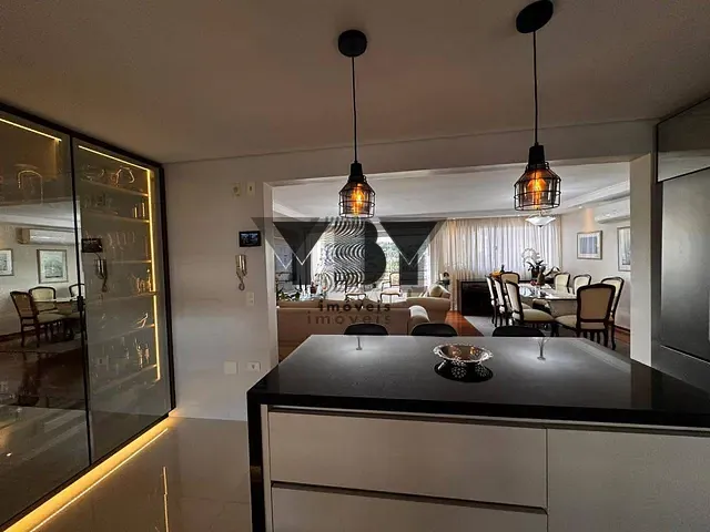 Apartamento 3 quartos e 2 banheiros, à venda, no bairro Caxingui em São Paulo