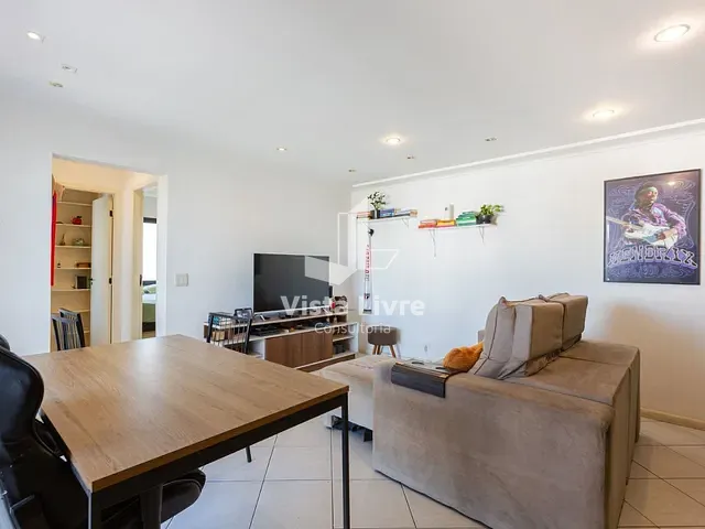 Apartamento com 74m² 2 quartos e 1 banheiro, à venda, no bairro Vila Hamburguesa em São Paulo