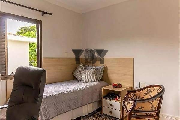 Apartamento, 3 quartos, 240 m² - Foto 12