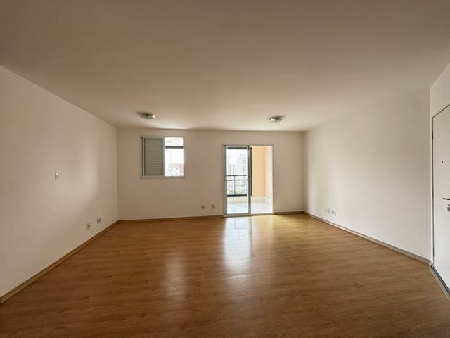 Foto do Apartamento - 🌅 Vista Livre e Charme: Apartamento de 115m² no Incanto Mooca 🏠 | 3 Dormitórios, 1 Suíte e 2 Vagas de Garagem 🚘 | Organização Imobiliária Açores