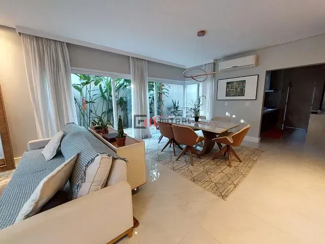 Casa 3 quartos e 5 banheiros, à venda, no bairro Esperança em Londrina