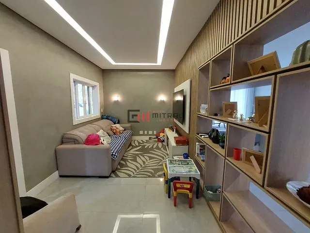 Casa 3 quartos e 5 banheiros, à venda, no bairro Esperança em Londrina