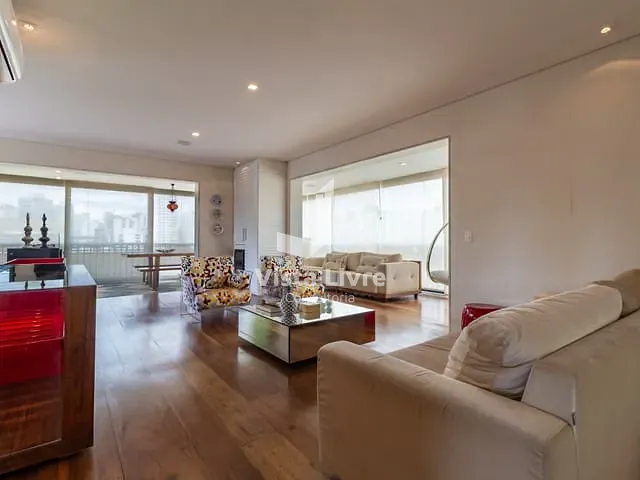 Apartamento com 180m² 3 quartos e 4 banheiros, à venda, no bairro Vila Nova Conceição em São Paulo