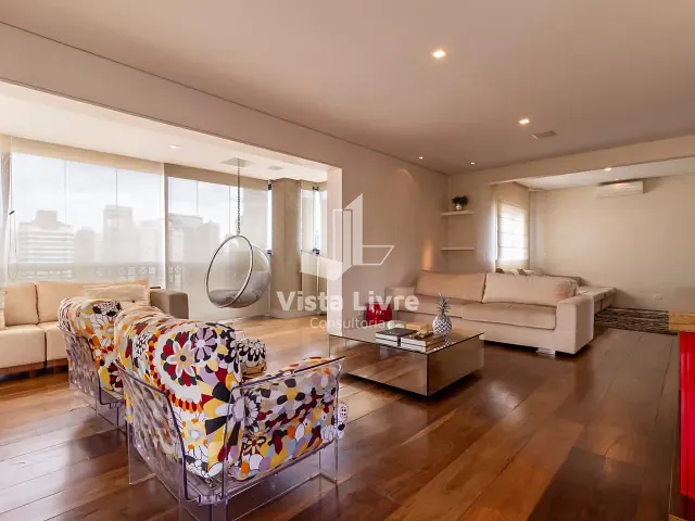 Apartamento com 180m² 3 quartos e 4 banheiros, à venda, no bairro Vila Nova Conceição em São Paulo