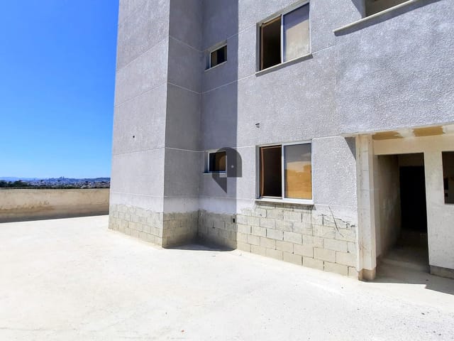 Apartamento com 155m² 2 quartos e 2 banheiros, à venda, no bairro Cabral em Não informado