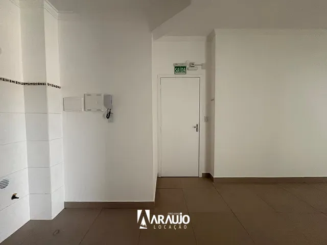 Apartamento 2 quartos e 1 banheiro, para alugar, no bairro Centro em Navegantes