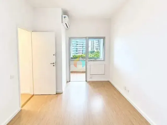 Apartamento com 76m² 2 quartos e 3 banheiros, à venda, no bairro Botafogo em Rio de Janeiro
