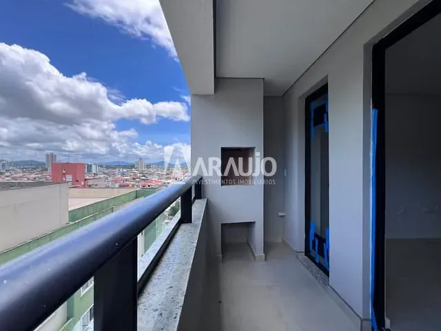 Apartamento 3 quartos e 2 banheiros, à venda, no bairro Dom Bosco em Itajaí