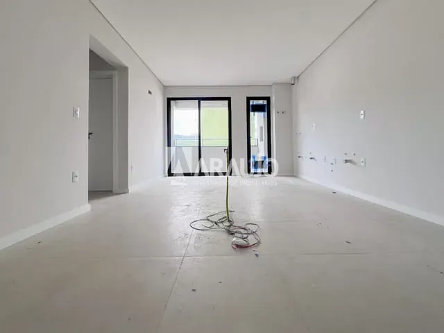 Apartamento 3 quartos e 2 banheiros, à venda, no bairro Dom Bosco em Itajaí