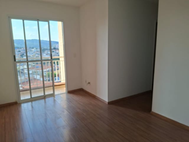 Apartamento com 63m² 2 quartos e 1 banheiro, para alugar, no bairro Vila Barreto em São Paulo