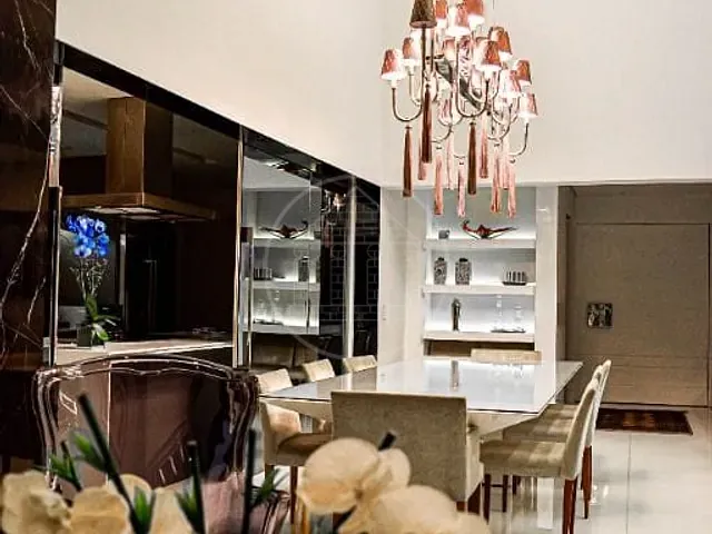 Apartamento com 250m² 4 quartos e 6 banheiros, à venda, no bairro Campo Belo em São Paulo