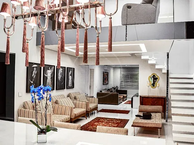Apartamento com 250m² 4 quartos e 6 banheiros, à venda, no bairro Campo Belo em São Paulo
