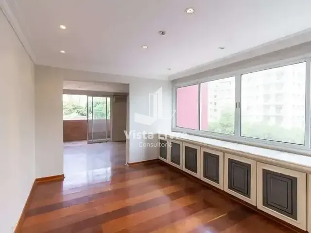 Apartamento com 198m² 4 quartos e 4 banheiros, à venda, no bairro Itaim Bibi em São Paulo