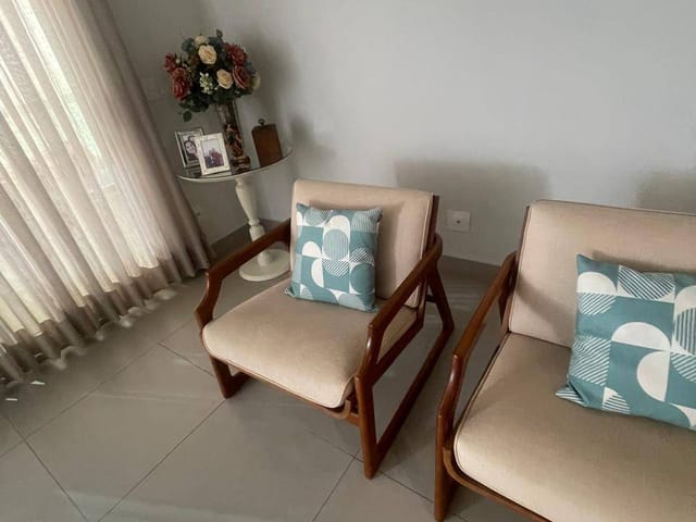 Apartamento 3 quartos e 5 banheiros, para alugar, no bairro Ribeirão do Lipa em Cuiabá