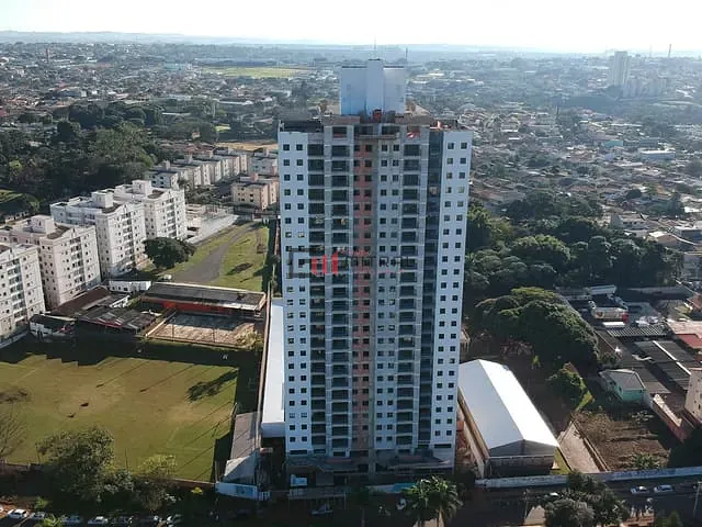Apartamento com 120m² 3 quartos e 2 banheiros, à venda, no bairro Parque Jamaica em Londrina