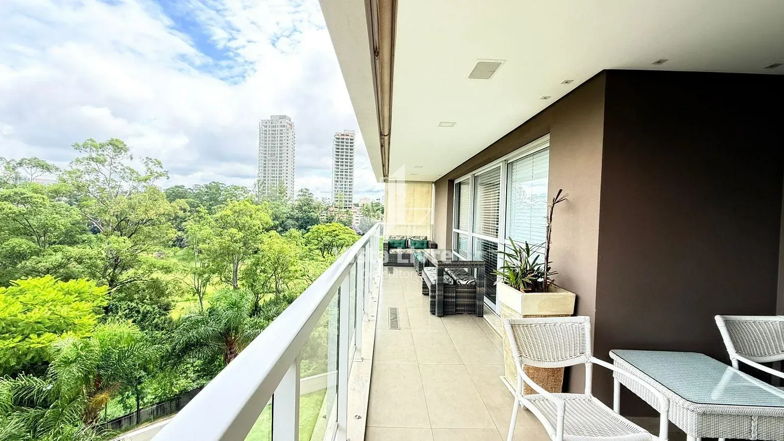 Apartamento, 4 quartos, 227 m² - Foto 2