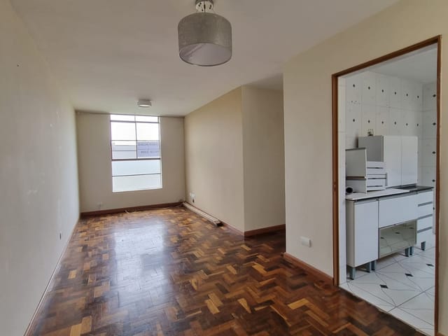Apartamento com 80m² 3 quartos e 1 banheiro, à venda, no bairro Jardim Carvalho em Ponta Grossa
