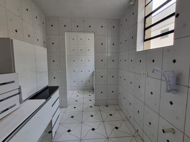 Apartamento com 80m² 3 quartos e 1 banheiro, à venda, no bairro Jardim Carvalho em Ponta Grossa