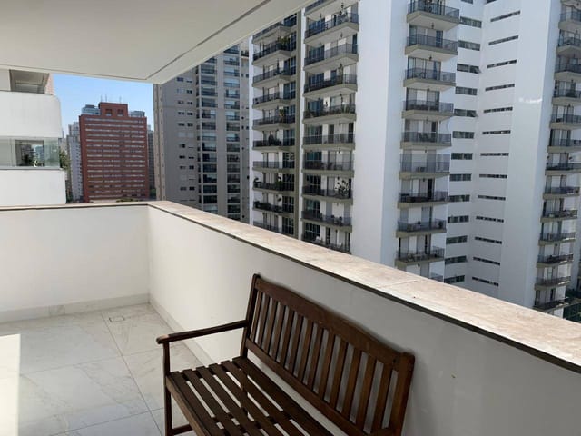 Foto do Apartamento - Ótimo Apartamento REFORMADO E MODERNIZADO à venda, 161m², 4 Suítes, 3 vagas, Moema, São Paulo, SP | Sell Imóveis