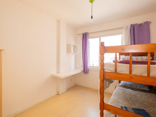 Apartamento com 104m² 2 quartos e 2 banheiros, à venda ou para alugar, no bairro Centro em Pelotas