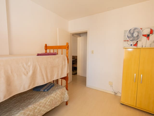 Apartamento com 104m² 2 quartos e 2 banheiros, à venda ou para alugar, no bairro Centro em Pelotas