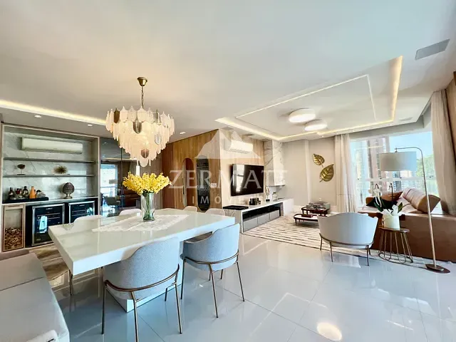 Apartamento com 286m² 4 quartos e 6 banheiros, à venda, no bairro Victor Konder em Blumenau