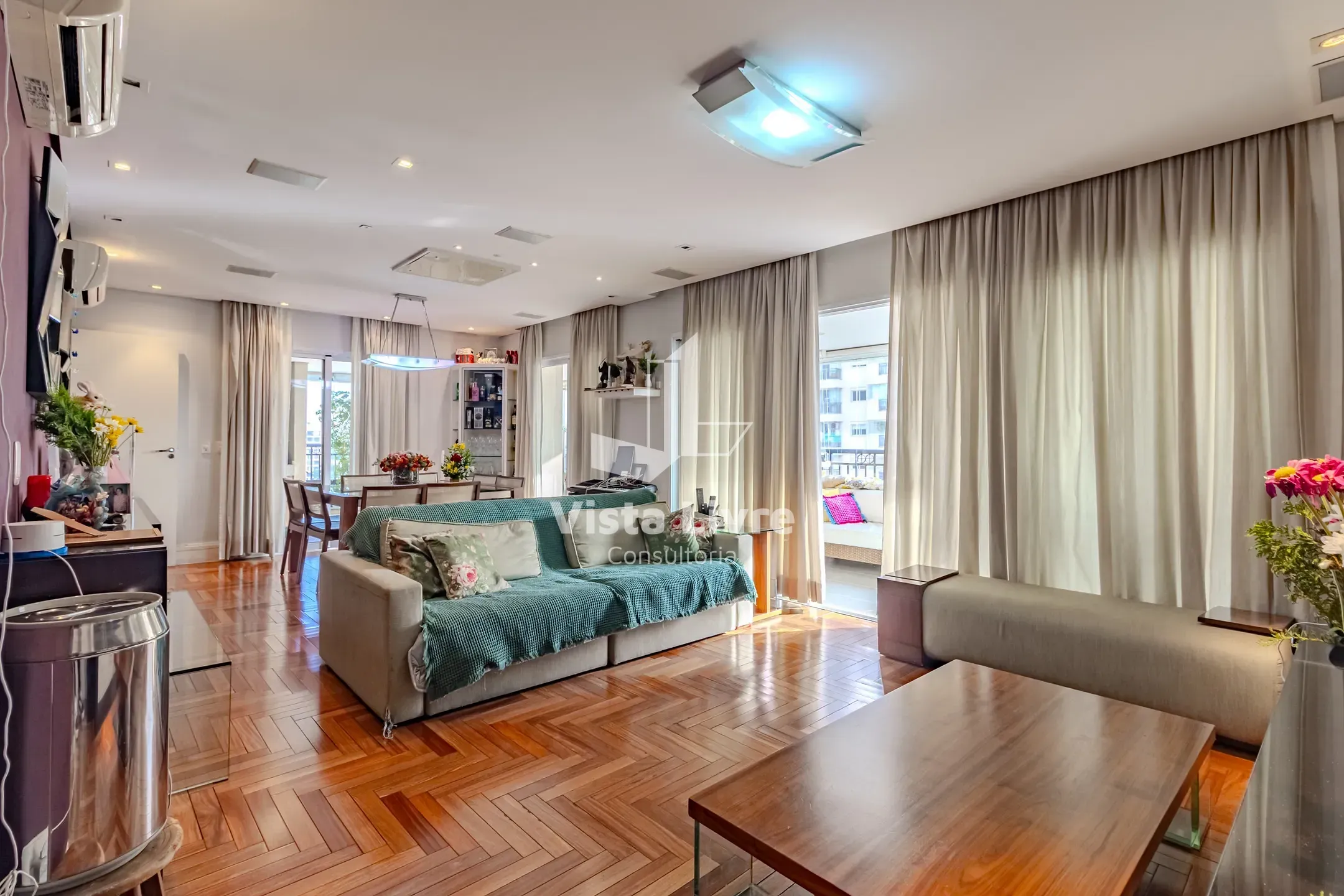 Apartamento, 4 quartos, 223 m² - Foto 1