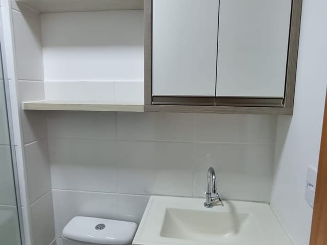 Apartamento 2 quartos e 1 banheiro, para alugar, no bairro Despraiado em Cuiabá