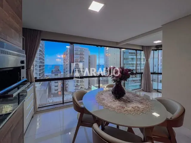 Apartamento 3 quartos e 3 banheiros, à venda, no bairro Centro em Balneário Camboriú