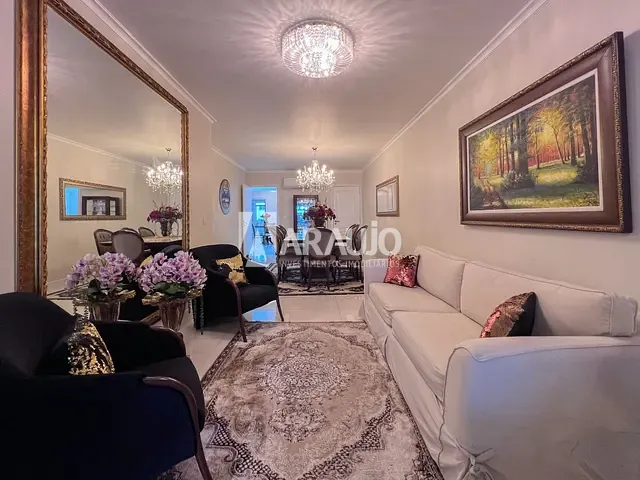 Apartamento 3 quartos e 3 banheiros, à venda, no bairro Centro em Balneário Camboriú