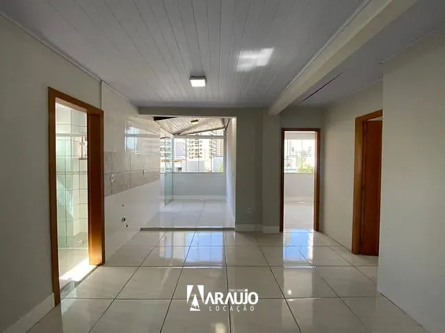 Apartamento 2 quartos e 1 banheiro, para alugar, no bairro Fazenda em Itajaí