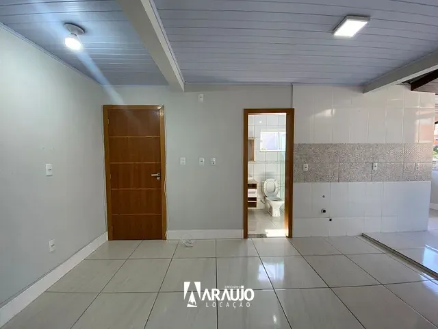 Apartamento 2 quartos e 1 banheiro, para alugar, no bairro Fazenda em Itajaí