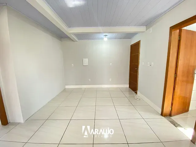 Apartamento 2 quartos e 1 banheiro, para alugar, no bairro Fazenda em Itajaí