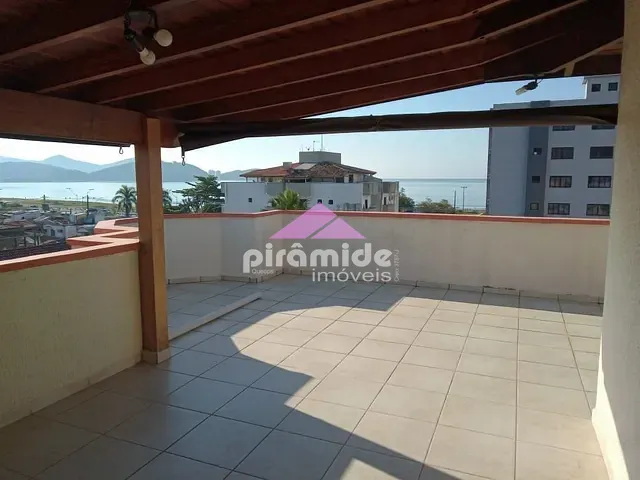 Apartamento com 170m² 3 quartos e 3 banheiros, à venda, no bairro Indaiá em Caraguatatuba