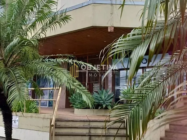 Apartamento 2 quartos e 1 banheiro, à venda, no bairro Petrópolis em Porto Alegre