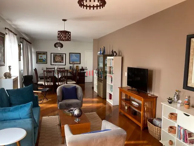 Apartamento 3 quartos e 3 banheiros, à venda, no bairro Centro em Londrina