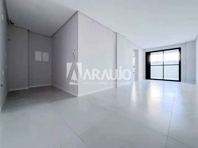 Apartamento com 112m² 2 quartos e 1 banheiro, à venda, no bairro Vila Operária em Itajaí