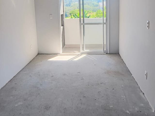 Apartamento 2 quartos e 1 banheiro, à venda, no bairro Nossa Senhora das Graças em Caxias do Sul