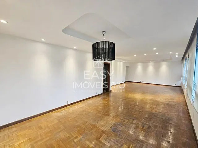 Apartamento com 189m² 3 quartos e 4 banheiros, à venda, no bairro Copacabana em Rio de Janeiro