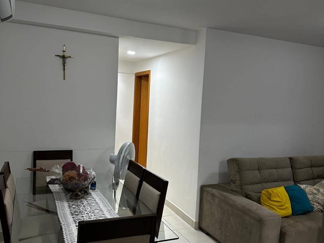 Apartamento com 81m² 3 quartos e 2 banheiros, à venda ou para alugar, no bairro Jardim Aclimação em Cuiabá