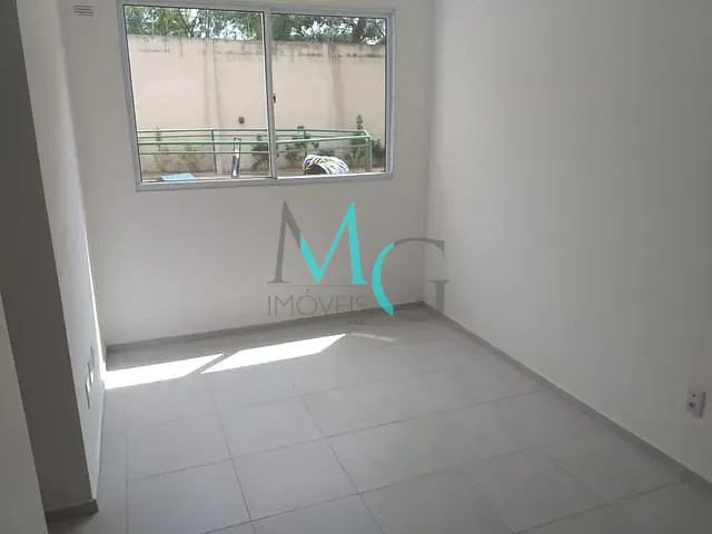 Apartamento 2 quartos e 1 banheiro, à venda, no bairro Inhoaíba em Rio de Janeiro