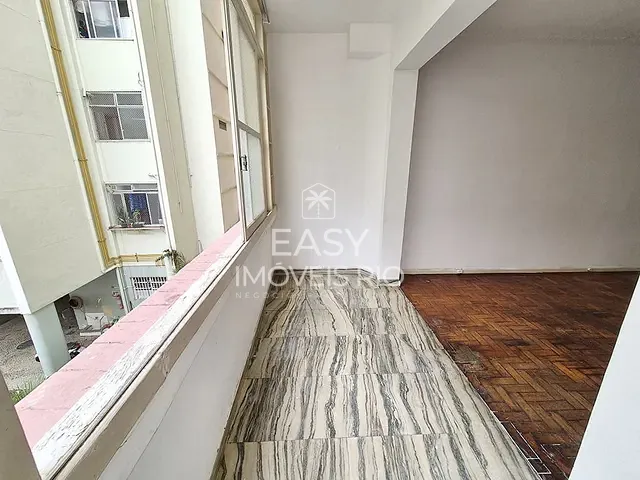 Apartamento com 94m² 3 quartos e 3 banheiros, à venda, no bairro Copacabana em Rio de Janeiro