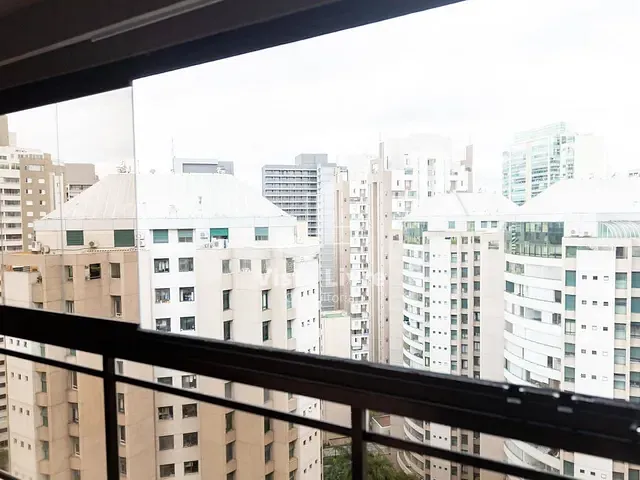 Apartamento com 130m² 4 quartos e 2 banheiros, à venda, no bairro Indianópolis em São Paulo