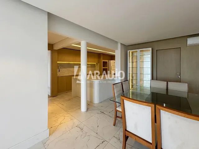 Apartamento 3 quartos e 2 banheiros, à venda, no bairro Centro em Itajaí