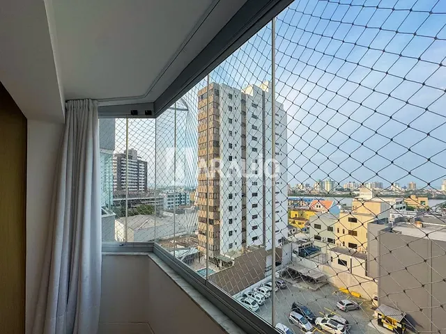 Apartamento 3 quartos e 2 banheiros, à venda, no bairro Centro em Itajaí